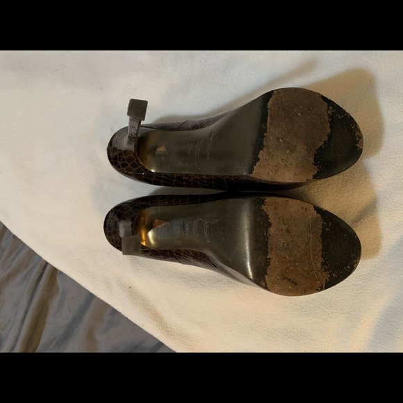 Yves Saint Laurent brown pebble heels size 9.5 - Picture 3 of 4